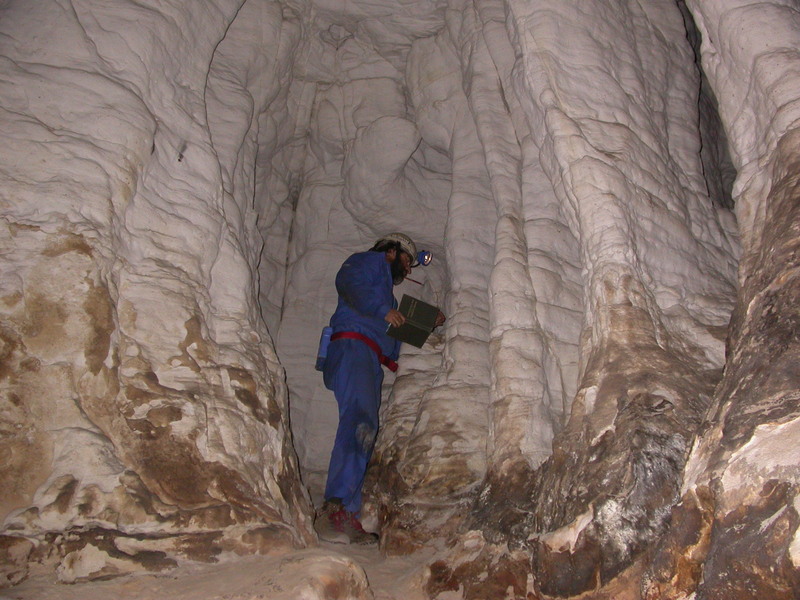 Anthony Hitchcock resurveying Ronans Well for third time DSCN8754